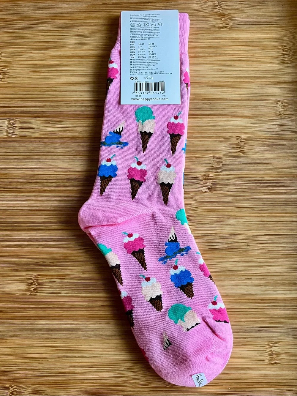1 Pair Of Happy Socks Pink Ice Cream Unisex crew socks